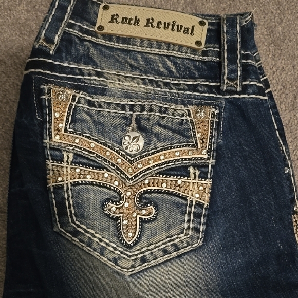 ROCK REVIVAL Women's Dark Blue Jeans - Picture 2 of 4
